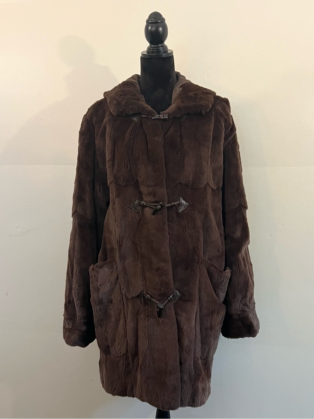 Vintage brown fur hooded duffle coat retro elegant mid century winter
